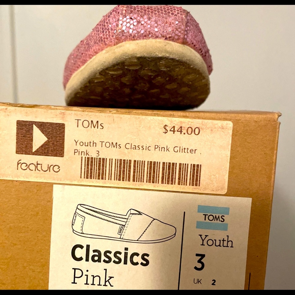 Pink glitter/ TOMS/ size 3 youth